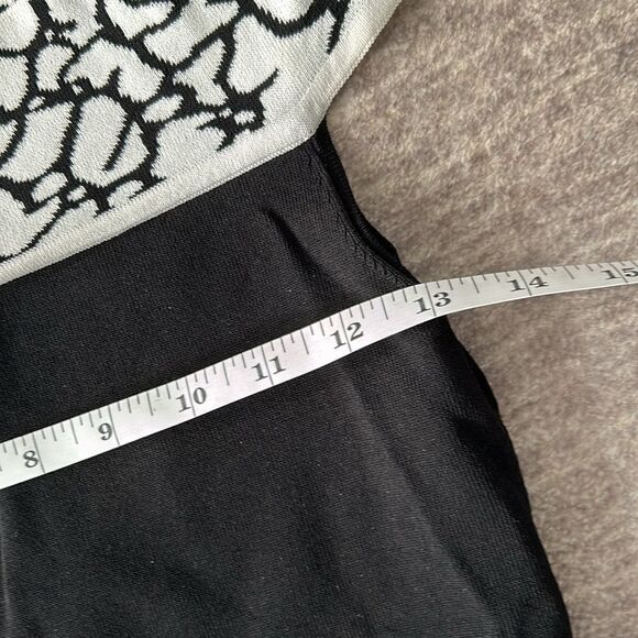 Tristan off the shoulder top - Picture 3 of 4